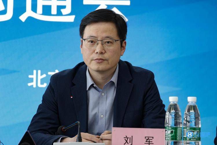 目前我们在做两款《熊出没》电影内容的产品，2026年我们预估能达到两个亿。