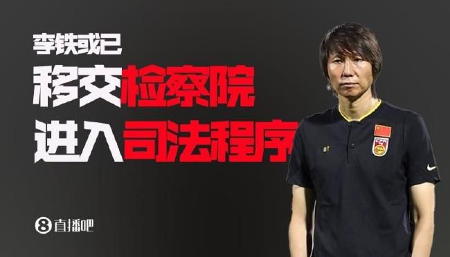 凯特王妃贵妇装出席活动 与荷兰王后对视表情逗趣 2015-11-09 当地时间11月8日，英国王室举办Remembrance Sunday service纪念活动。